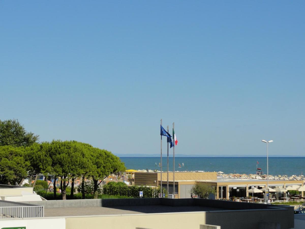 Ivana - Appartamenti Bibione Esterno foto